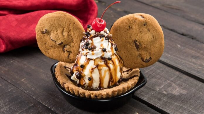 Character Dining Is Dancing Back to Disneyland Resort – NBC