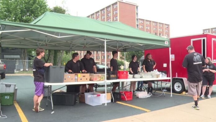 Los Angeles church members hold food giveaway in Warren
